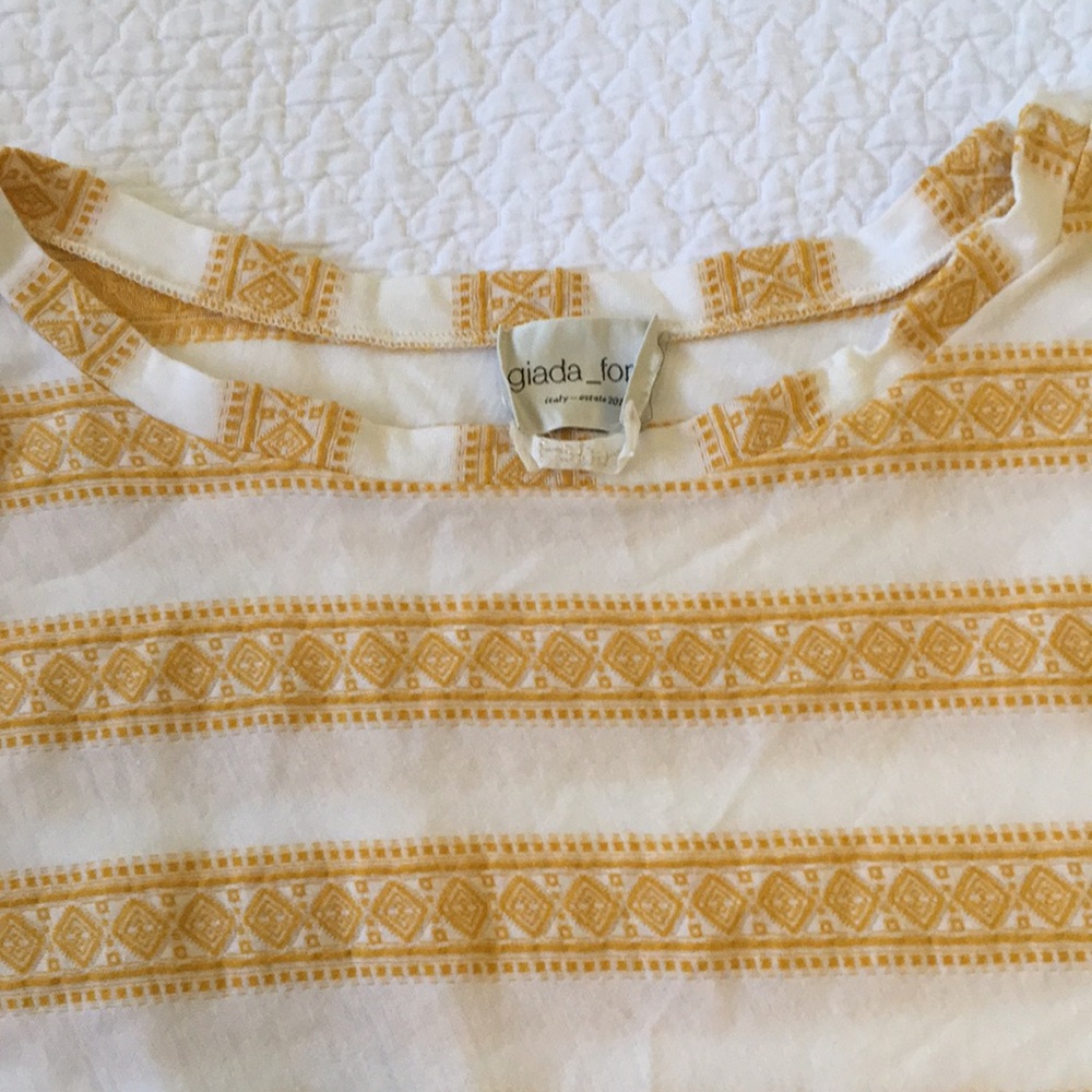 3/4 sleeve top - Picture 2 of 3
